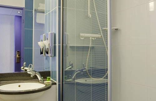 Jean Zay Hotel | ibis Styles Paris Val de Fontenay