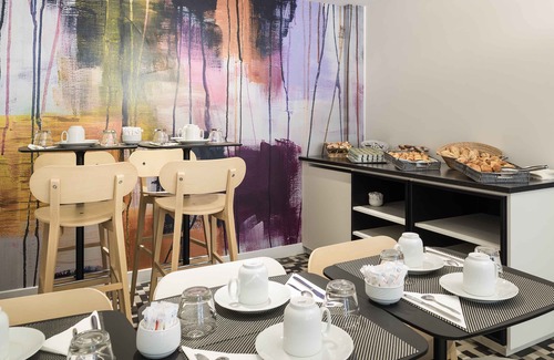 L'Europe Hotel | Ibis Styles Paris Gare Saint Lazare