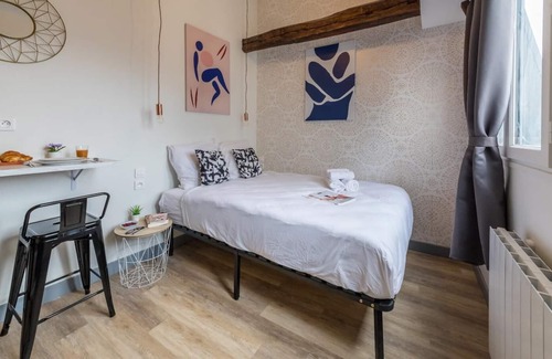 9th Arrondissement Apartment | Lafayette - Saint-lazare 63 : Appt. Cosy Pour 2