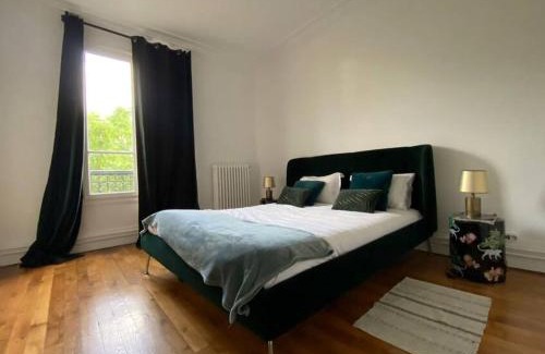 4th Arrondissement Apartment | Le Cœur de l’Île Saint-Louis, you will love it!