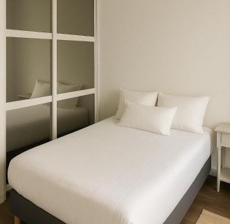 Levallois-Perret Apartment | Le Nid Douillet en Plein Centre