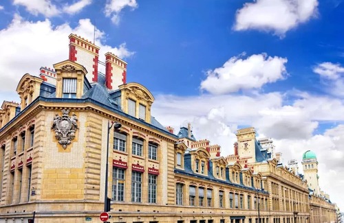 Latin Hotel | Les Jardins du Luxembourg