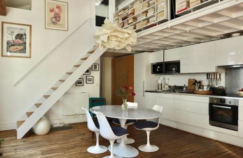 Quartier de la Folie-Mericourt Apartment | Loft style condo 4 people in central and trendy Paris