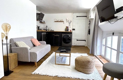 Quartier des Invalides Apartment | Loft Varenne