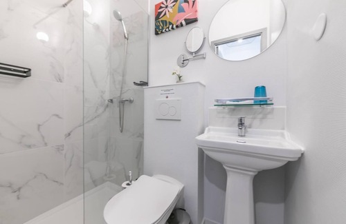 Palais-Royal Apartment | Louvre - Richelieu 217: cosy flat for 2