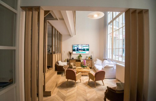 Grenelle Apartment | Luxury Eiffel