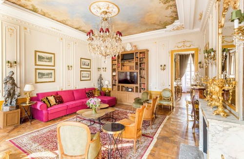 3rd Arrondissement Apartment | Merveil - Signature Suite - Marais - Braque