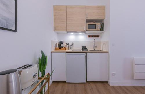Hopital Saint-Louis Apartment | Modern Studios in the 10th district