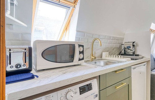 Quartier du Faubourg-Montmartre Apartment | Near Haussman - The Cute