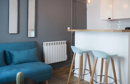 Quartier de la Folie-Mericourt Apartment | NICE and BRIGHT apartment in PARIS (11)