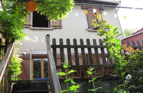Montreuil Resort | Private room ∙ 5 guests