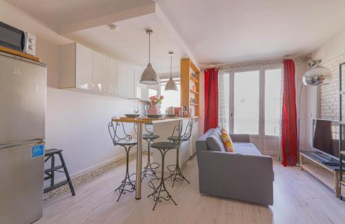 Quartier de la Folie-Mericourt Apartment | Studio Apartment-4P -Pierre Levé with NetFlix