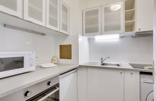 Arts-et-Metiers Apartment | Studio Apartment Close to Rambutue Metro Paris