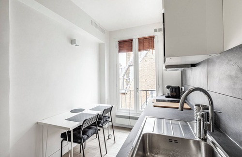 Chaillot Apartment | Studio avenue Foch Champs Elysées - Bail civil