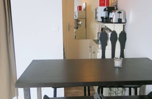 Quartier de la Roquette Apartment | Studio Bastille Lappe CityCosy