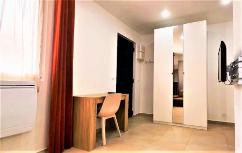 La Mare Apartment | Studio Charmant et Cosy Proche Paris et Bourget Ideal pour Couples et professionnels moins 15 pourcebt séjour longue durée