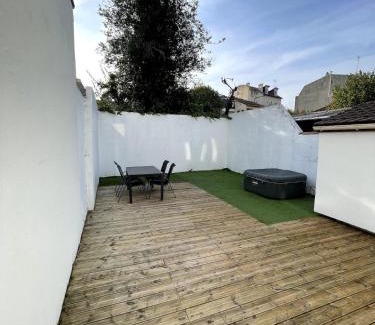Le Perreux-sur-Marne Apartment | Studio Jacuzzi & Private Cinema - Paris south