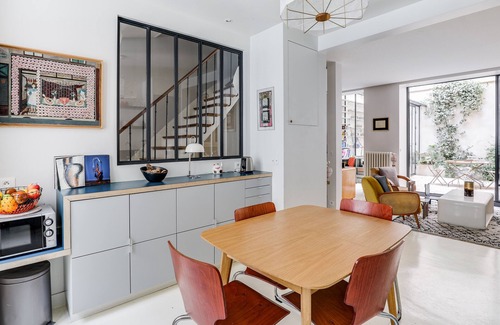Epinettes Apartment | Sumptuous house with patio