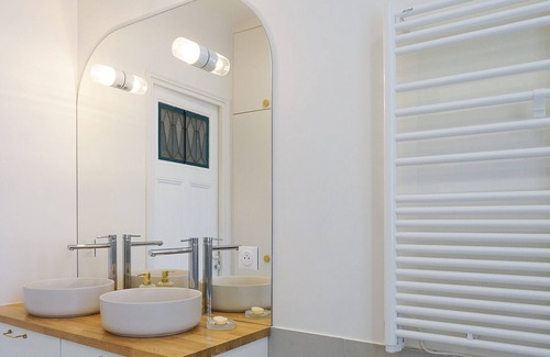 Amerique House | Superb 200m2 house with garden in Buttes Chaumont