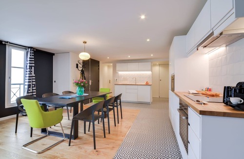 9th Arrondissement Apartment | Sweett | Saint Lazare II