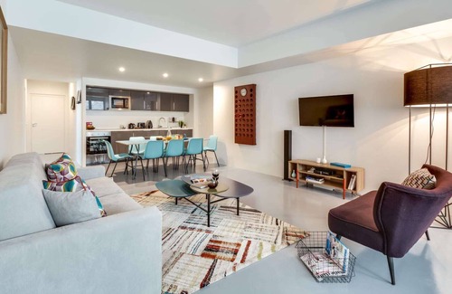 Quartier Sainte-Avoye Apartment | Temple II - Two Bedroom Apartment, Sleeps 7