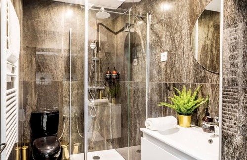 Archives Apartment | Thorigny - Two Bedroom Apartment, Sleeps 6