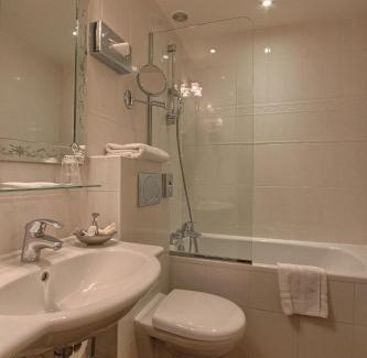 Montparnasse Hotel | Timhotel Tour Montparnasse