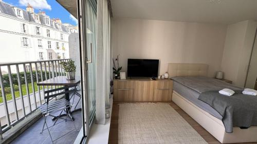 Chaillot Apartment | Tour Eiffel Haven