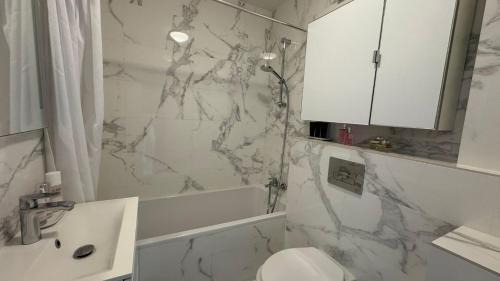 Chaillot Apartment | Tour Eiffel Haven