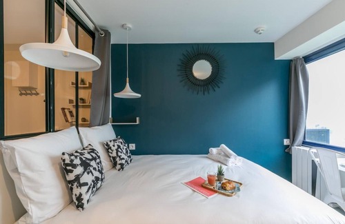 Passy Apartment | Tour Eiffel - Nicolo 11: cosy apartment for 3