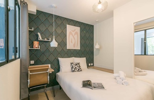 Passy Apartment | Tour Eiffel - Nicolo 14: cosy apartment for 4