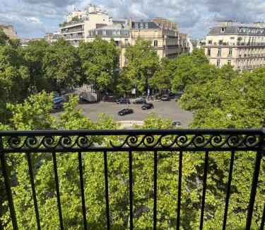 Chaillot Apartment | Trending Apartment - Place Victor Hugo
