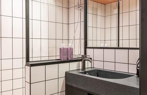 Saint-Ouen Hotel | Tribe Paris Saint Ouen