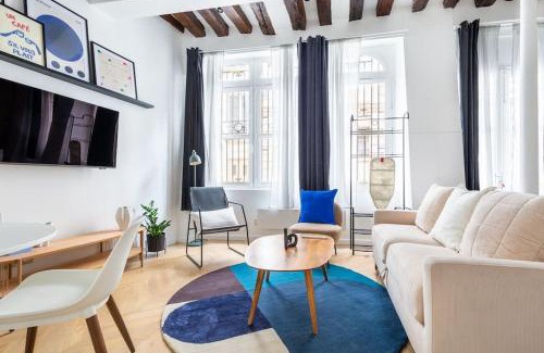 Sorbonne Apartment | Typical Parisian Apart#Quatier Latin#Notre Dame#