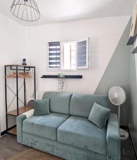 Villejuif Apartment | *Ça me convient* Studio Chaleureux