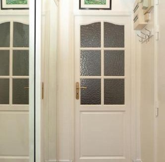 Les Puces de Saint-Ouen Apartment | Élégant appartement aux portes de paris