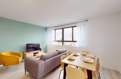 Asnieres-sur-Seine Resort | 101 m² Private room ∙ 1 bedroom ∙ 2 guests