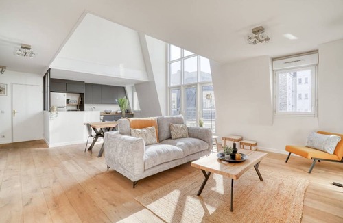 Clichy Apartment | 105 m² Apartment ∙ 3 bedrooms ∙ 6 guests