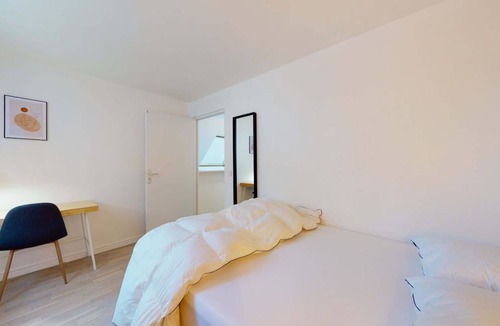 Champs-sur-Marne Resort | 125 m² Private room ∙ 1 bedroom ∙ 2 guests