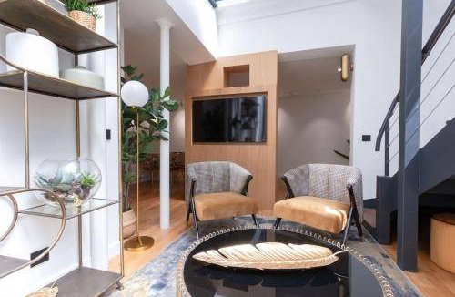 Porte-Saint-Martin Apartment | 130 m² Apartment ∙ 4 bedrooms ∙ 10 guests