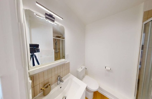 Quartier du Faubourg-Montmartre Resort | 15 m² Private room ∙ 1 bedroom ∙ 1 guest