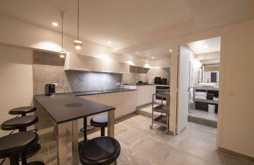 Quartier du Petit-Montrouge Apartment | 150 m² Apartment ∙ 4 bedrooms ∙ 8 guests