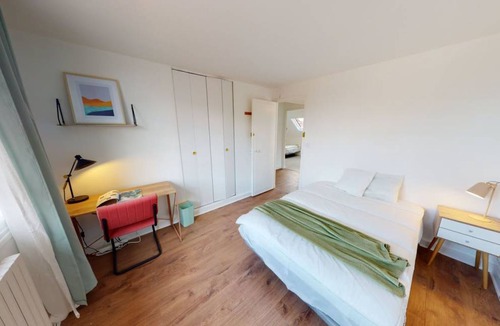 Villejuif Resort | 175 m² Private room ∙ 1 bedroom ∙ 1 guest