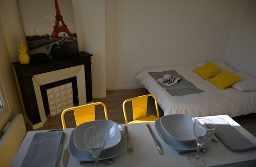 Louis Bertrand-Mirabeau-Semard Apartment | 18 m² Apartment ∙ 1 bedroom ∙ 2 guests