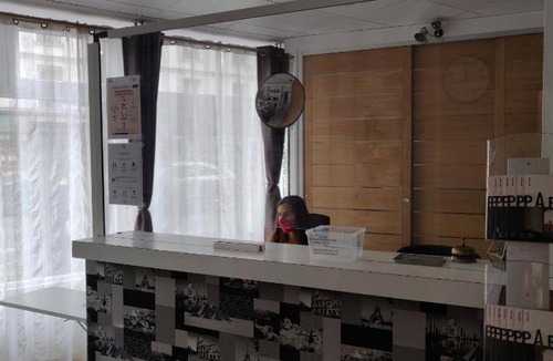 20th Arrondissement Hotel | 18 m² Hotel ∙ 6 guests