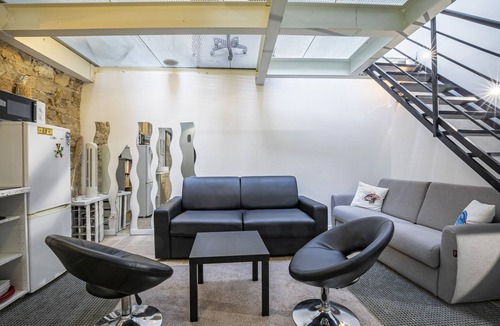 Quartier Sainte-Avoye Apartment | 2 Bedroom Apartment in Paris