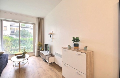 16th Arrondissement Apartment | 20 m² Apartment ∙ 2 guests
