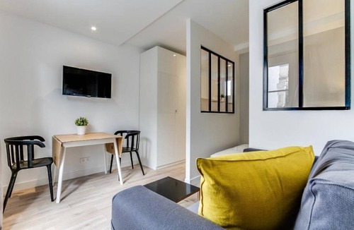 3rd Arrondissement Apartment | 22 m² Apartment ∙ 1 bedroom ∙ 2 guests