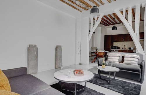 Enfants-Rouges Apartment | 228 Stellina – Cosy Apartment in Le Marais