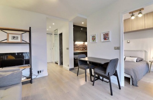 Quartier de la Folie-Mericourt Apartment | 28 m² Apartment ∙ 1 bedroom ∙ 2 guests
